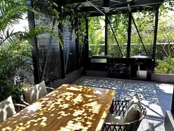 Jervois Privé (D10), Apartment #422805071